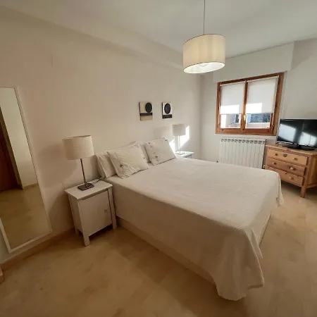 Apartamento Muga Jaca Exterior photo