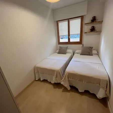 Apartamento Muga Jaca Exterior photo